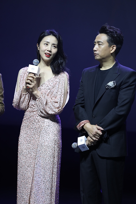 孙莉|黄磊妻子引群嘲:你删人的样子真丑