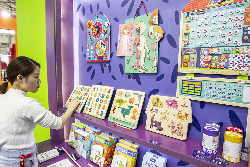 语若语非 镇江丹阳折柳村620多位老人享受幼儿园待遇,半年之后效果显著