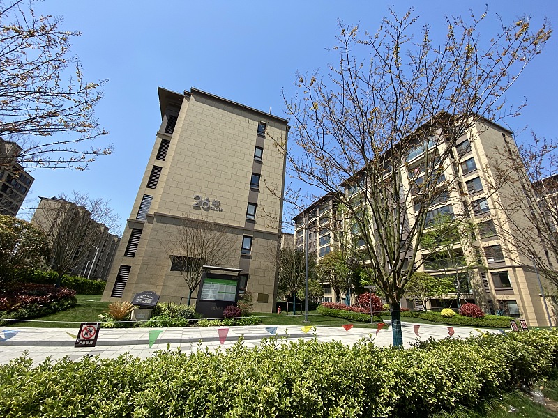 中海地产|看门大爷一语道破楼市实情，内行人直言：很多购房者都没他看得透