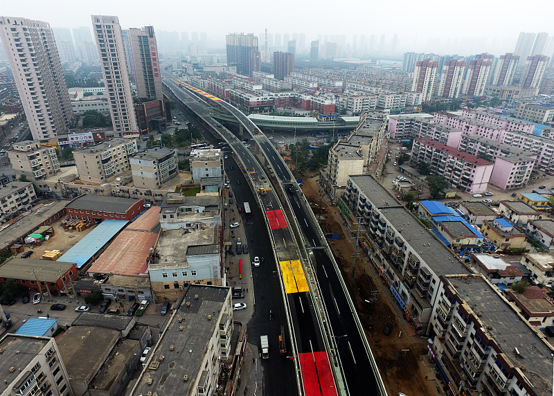 高架桥|购房者需要注意，如果住房周边存在这4类建筑，建议不要购买