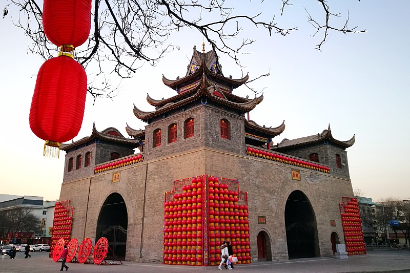 苏绣|西北三线城市，中国房价涨幅第一，旅游硬着陆