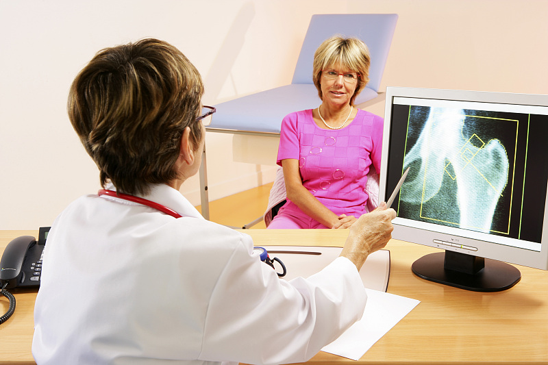 护理|骨科医生:想要骨骼健康,每天坚持“357”,骨量或蹭蹭涨