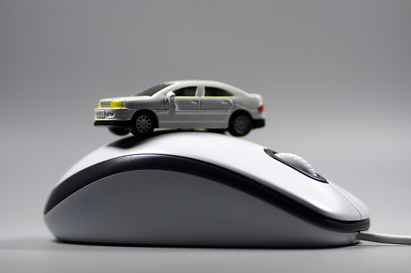 社会很简单 ?滴滴新规，让司机们如何是好？