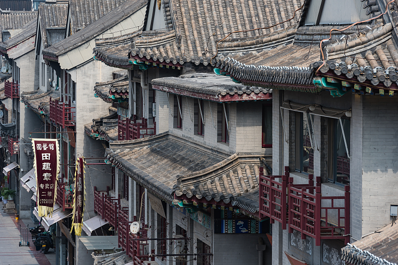 房产中介|社会怪象：大量商铺“倒闭”，满大街都是餐饮店、药店和房产中介