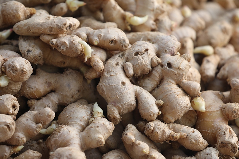 言谈健康 内科医生提醒：3种食物是肝病的“加速器”，若想养好肝，趁早撤离餐桌