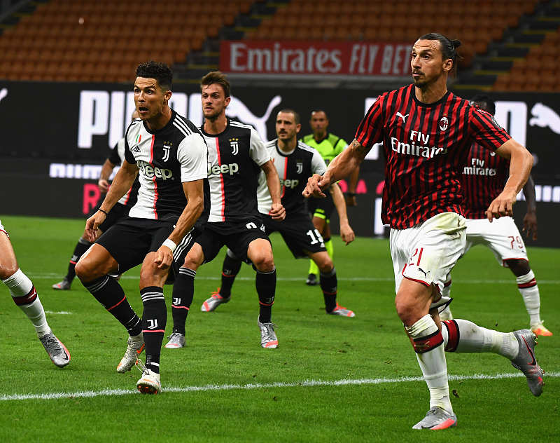 意甲|意甲前瞻：尤文图斯VSAC米兰，欧冠席位争夺战，C罗与伊布谁能救主？