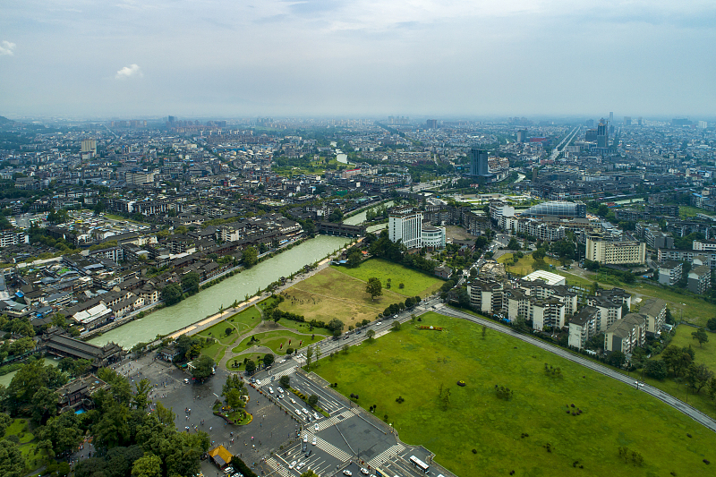 姜堰 3兄弟设下连环计诈骗,泰州姜堰1男子倒了大霉,狐朋狗友要不得!