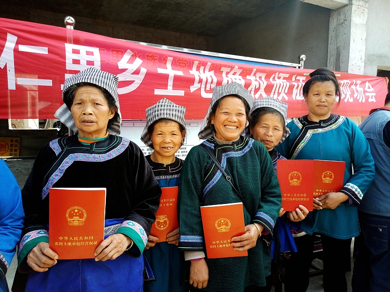 宅基地|“停止”确权？2021年起农村老房子统统按照“地随房走”处理