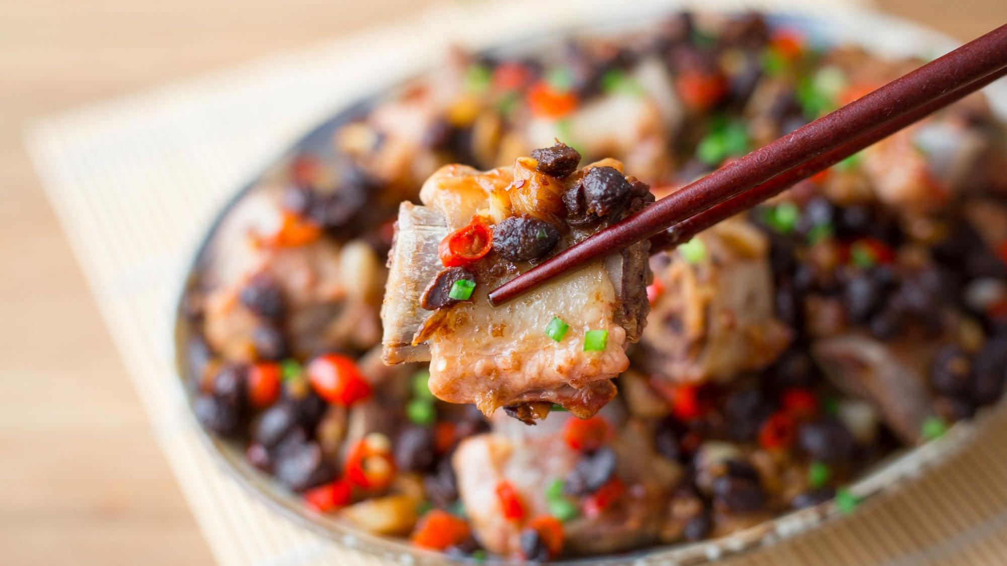香浓多汁的豆豉蒸排骨,不学你真的会后悔的