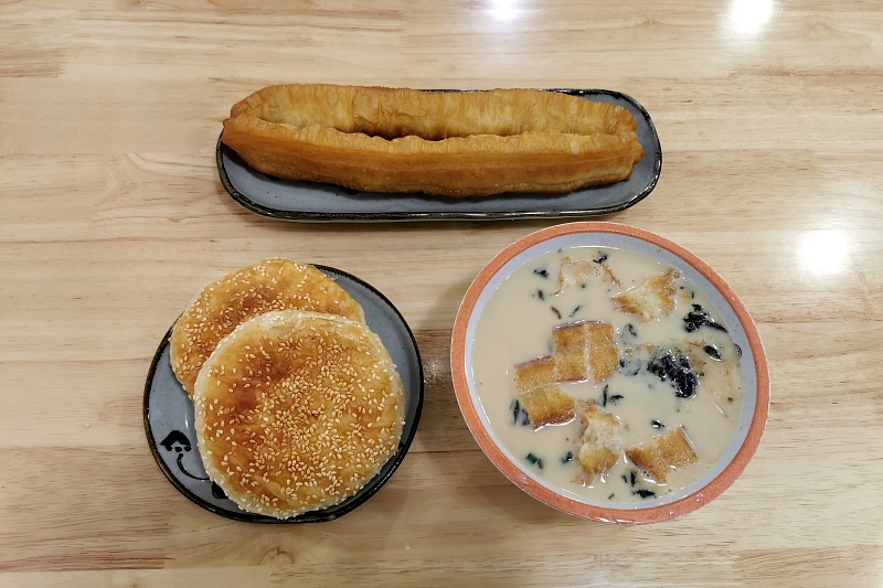 言谈健康|早餐吃不好可能伤骨？骨科专家提醒：不想骨质疏松，这2种早餐要少吃