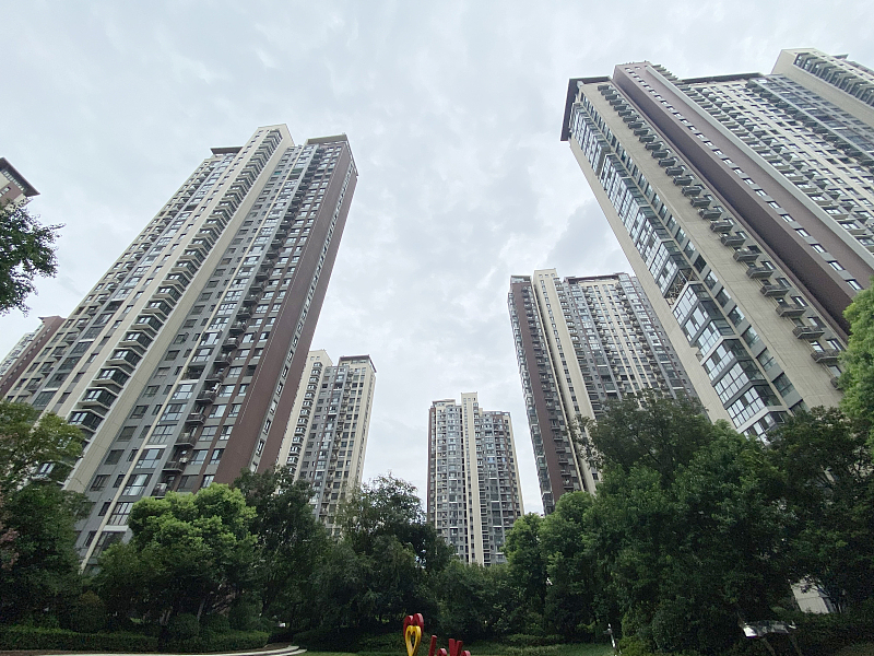 地产业|30天不到就跌了20万，购房者要求返还“差价”，开发商保持沉默