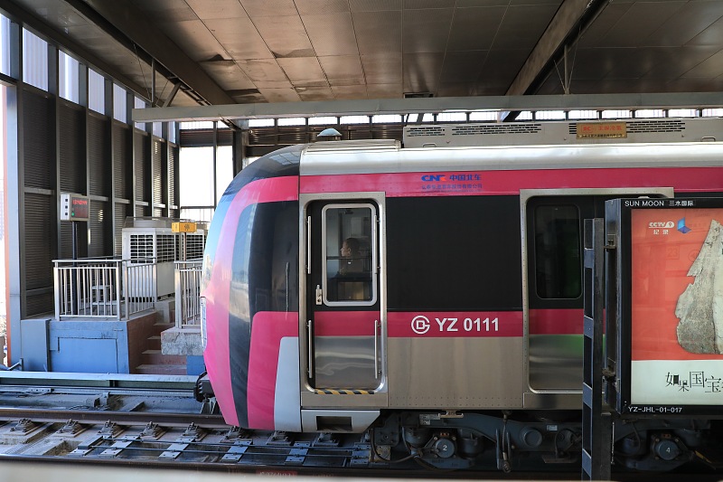 上海市|资深置业顾问建议：买房牢记7字“箴言”，买中、买边、不买三