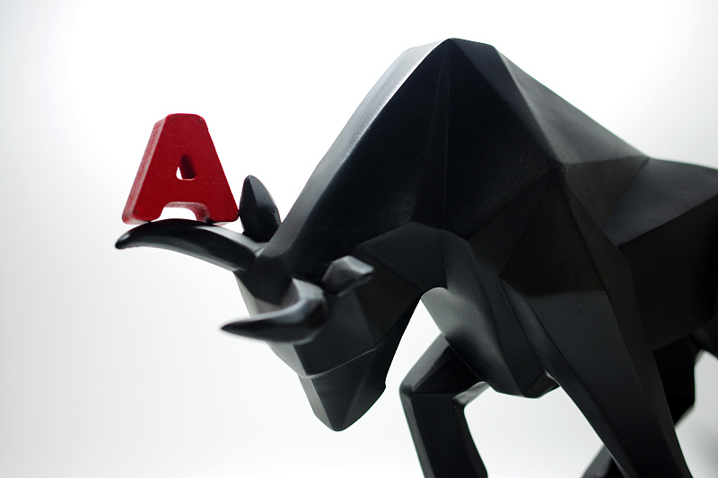 贷款 0516：A股迎来重磅利空 下周市场可能走势分析