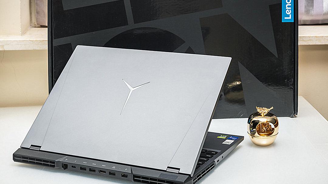 笔记本|万元内最强笔记本：拯救者Y9000P2022简评, 值不值得买? 看了就知道