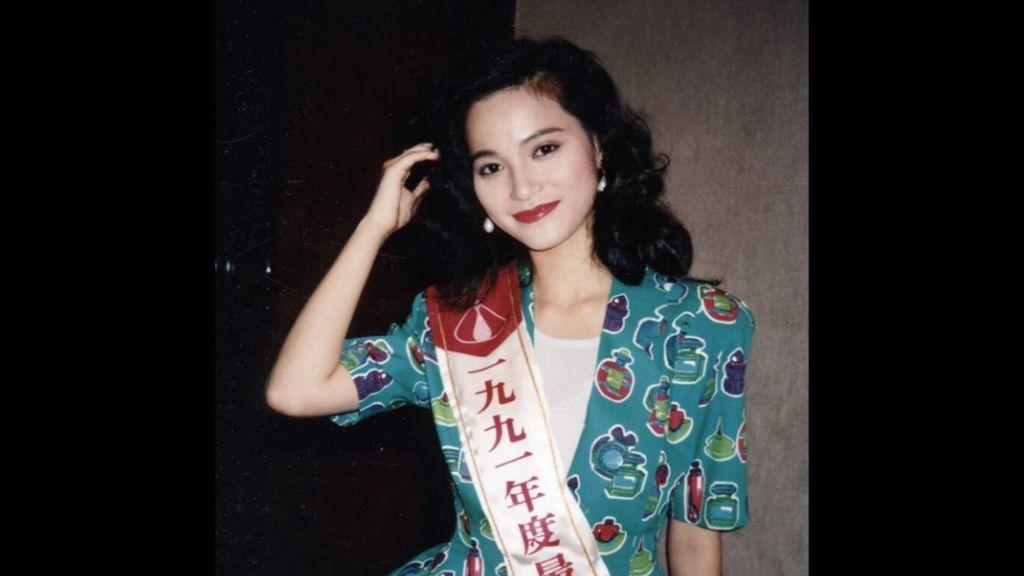 樊亦敏|51岁樊亦敏欲购4亿豪宅，3名房产高层陪同看屋，曾与吴京传绯闻