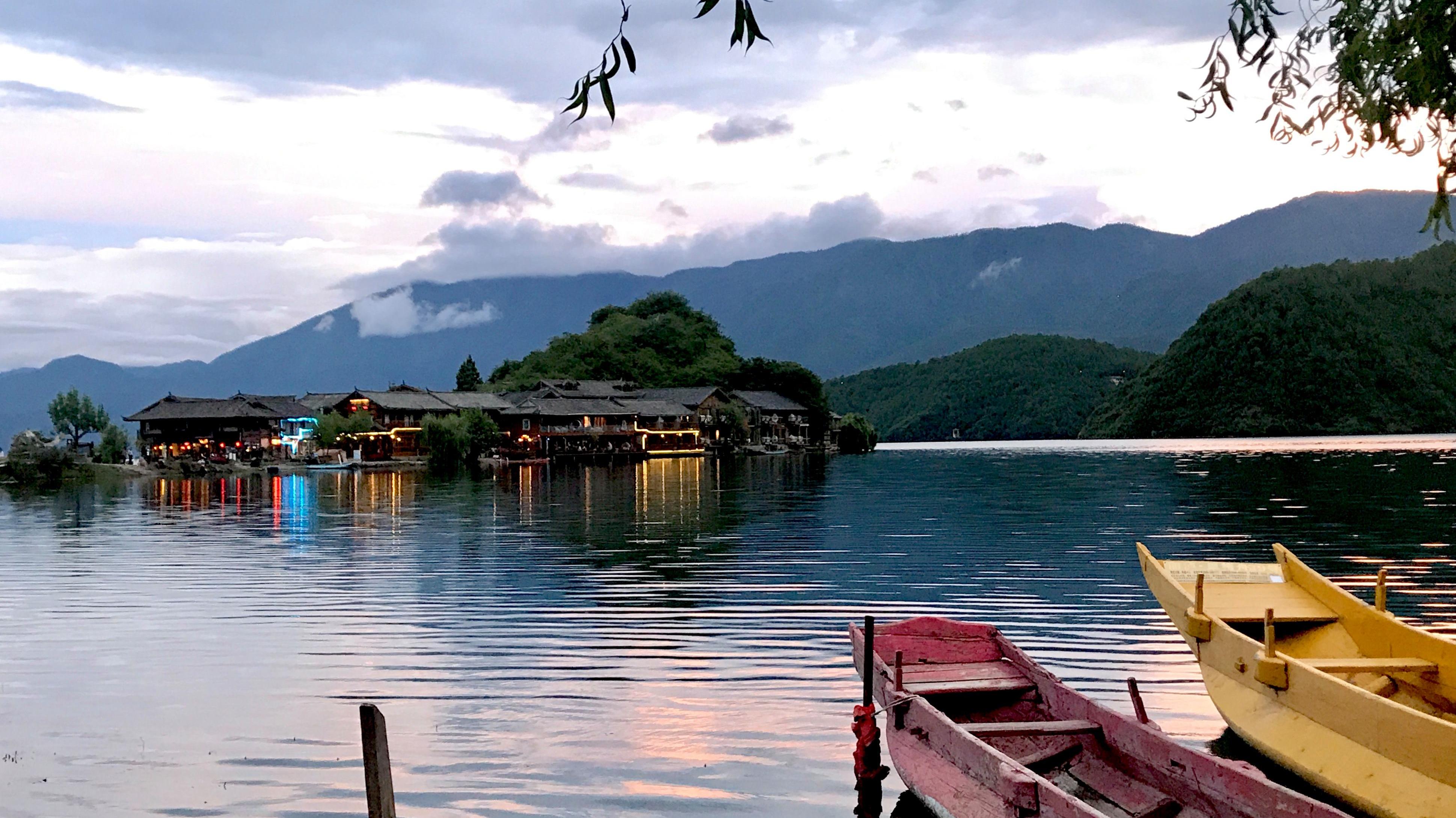 泸沽湖|神秘的泸沽湖，不仅是现实中的女儿国，景色也不会让人失望。