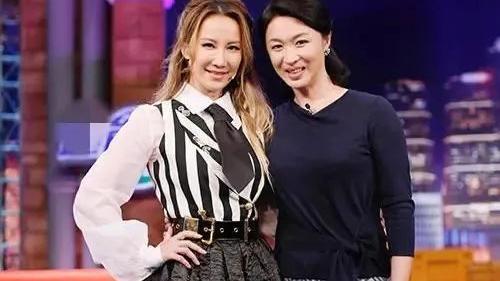 连衣裙 李玟怕是第一人这样晒照！素颜皮肤蜡黄无光泽，却淡定自如摆笑脸
