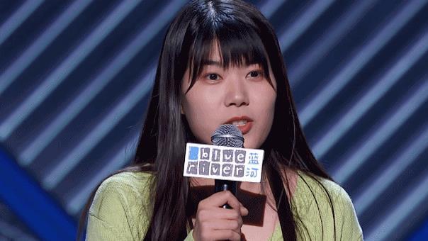 杨笠|杨笠“笨猪梗”翻车，尬到连她自己都笑场，如此失败表演竟晋级了