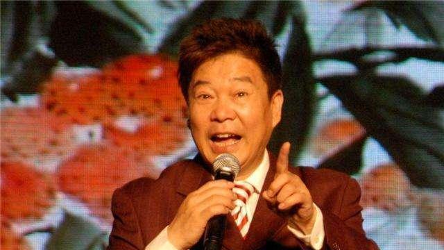 侯耀华|相声演员奇志收徒侯耀华成了师门代表，并且再次表示相声不能低俗