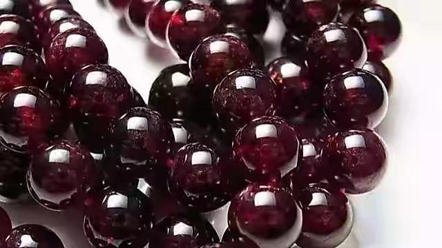 红宝石|碧玺和红宝石与石榴石都有什么区别？