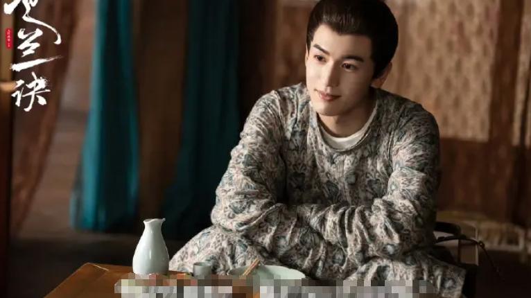 秃鹫|《苍兰诀》张凌赫晒照告别长珩，因“漫撕脸”惹争议