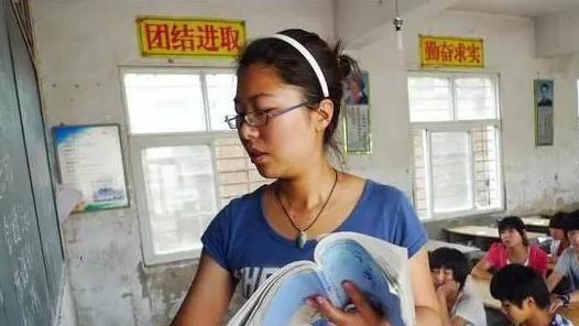 教师|教育部新通知：农村年轻教师迎“坏”消息，家长直言：早该这样了
