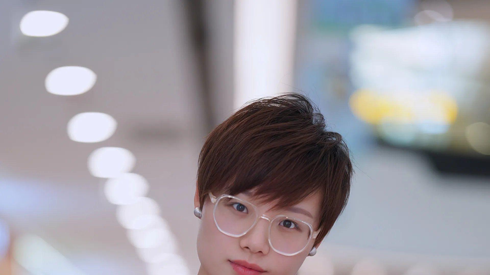 最美发型 天冷了，是该换换发型了，17款最美发型送给你
