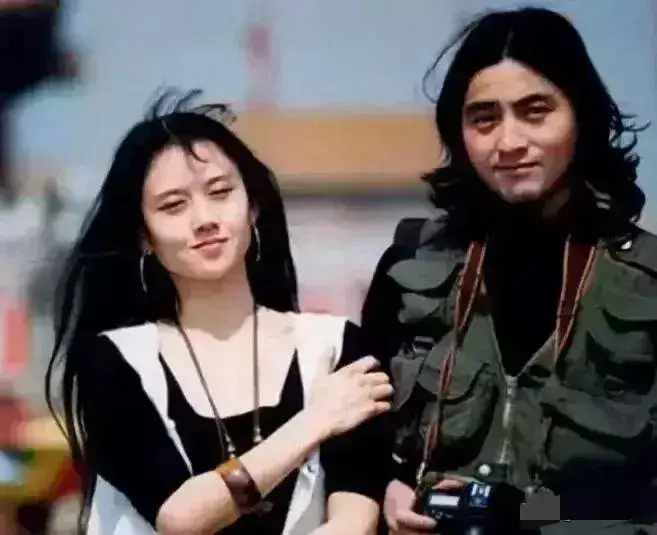 杨丽萍|杨丽萍：我不是来传宗接代的，一头只会生育的猪，怎懂孔雀的美丽