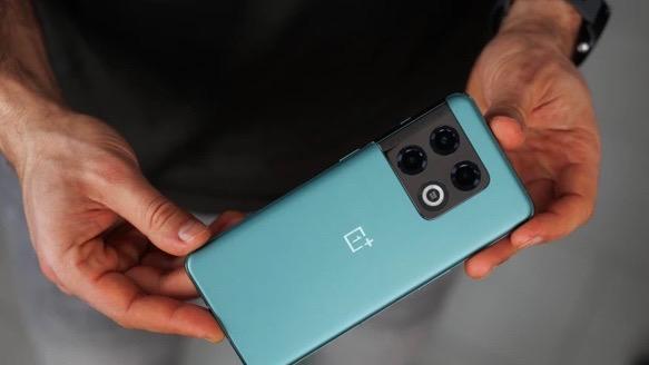 一加科技|价格比肩苹果13的一加10Pro旗舰手机怎么样？值得买吗？