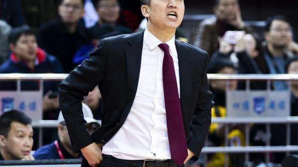 郭士强|喜讯！郭士强正式担任中国男篮主帅，辽篮4神将主动跟随老叔出征