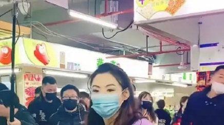 张柏芝|张柏芝穿玩冲浪，这架势，“人间尤物”升级版啊