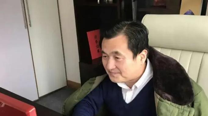 朱之文|谷传民确定已抵达朱楼村，要再培养一个歌唱家，和大衣哥分庭抗礼