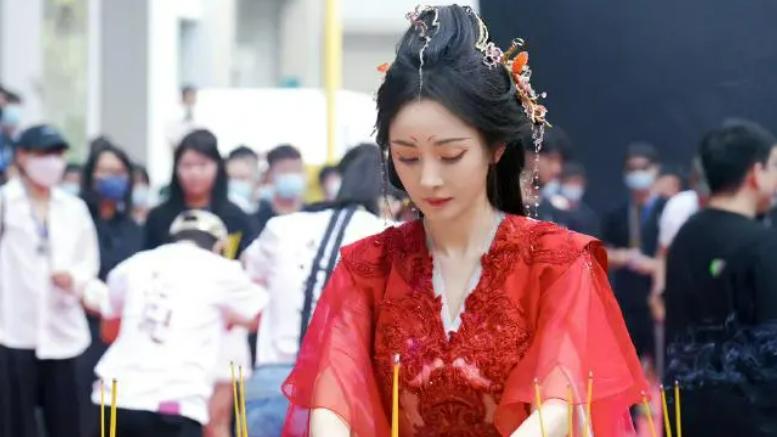 浮图缘|《浮图缘》将播？王鹤棣又一爆款来袭，女主颜值不输虞书欣