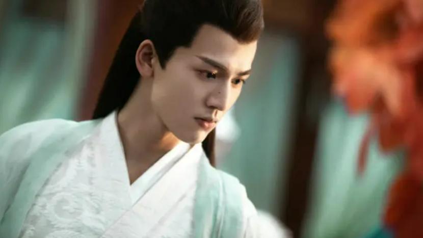 苍兰诀|《苍兰诀》招聘季：仙族集团有编制，月族集团无五险，你选哪里？