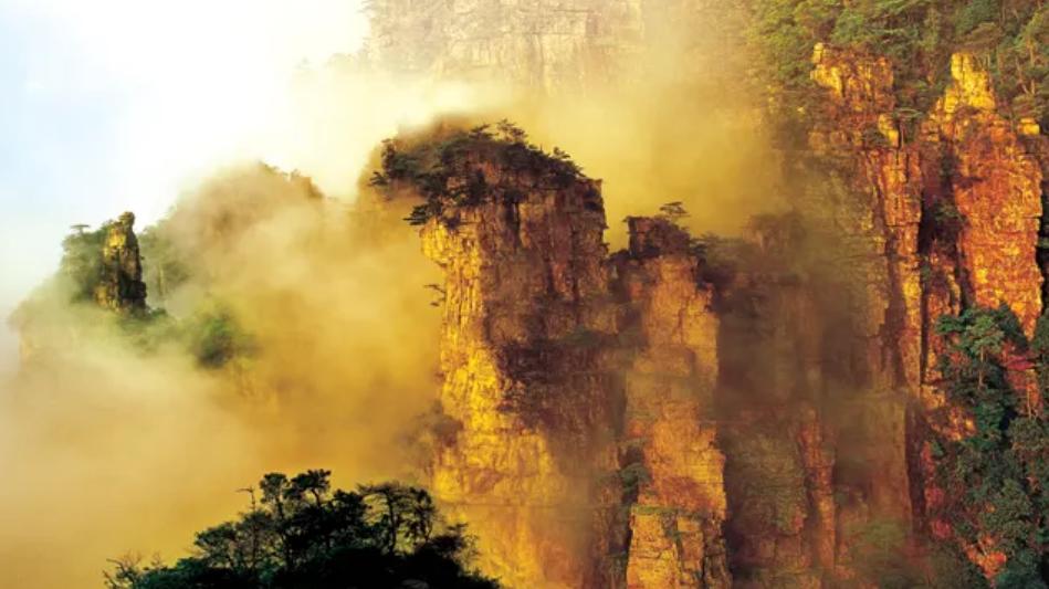 伊犁|来宾不愧是“世界瑶都”，这里景点的景色真不错啊！
