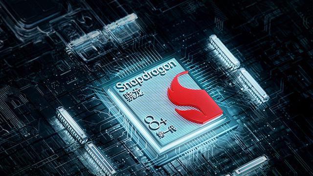 摩托罗拉|吐槽挡不住创新，被亵渎很久的品牌在新机上非常用心，值得鼓励！