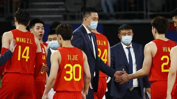 中国男篮|9分6篮板，命中率100%！22岁小将横空出世，成中国男篮前锋新答案