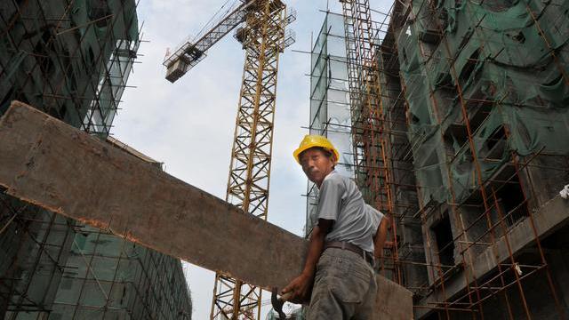 超市老板娘也是注册监理工程师和建造师身份，资质改革很“简陋”