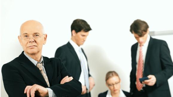 |职场上，不要太在意别人对你的评价