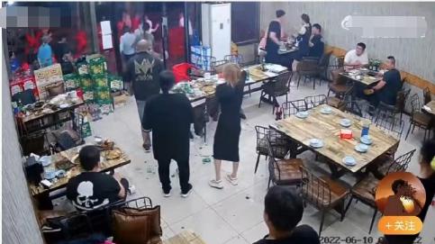 男子酒后骚扰殴打女生，众明星为受害者发声，网友：严惩！
