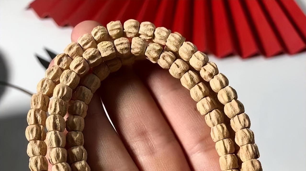 雕刻|百香籽手串，如果盘脏了该怎么办？