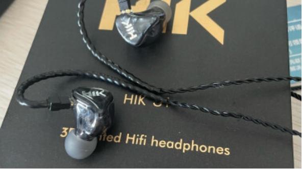 耳机|旋律悠扬绽放，这几款入耳式有线耳机，音效灵动清澈