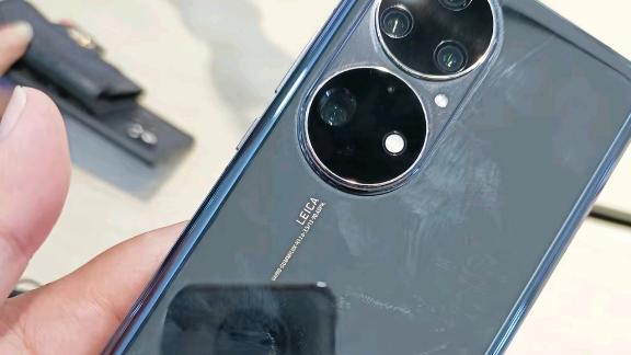 手机行业|这两款机型挺不错的，其内部数据十分亮眼，值得消费者选购