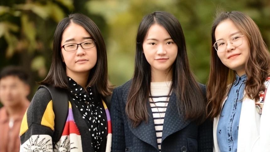 教师|本科生毕业后，幸福感排名前十的职业出炉，教师行业靠后