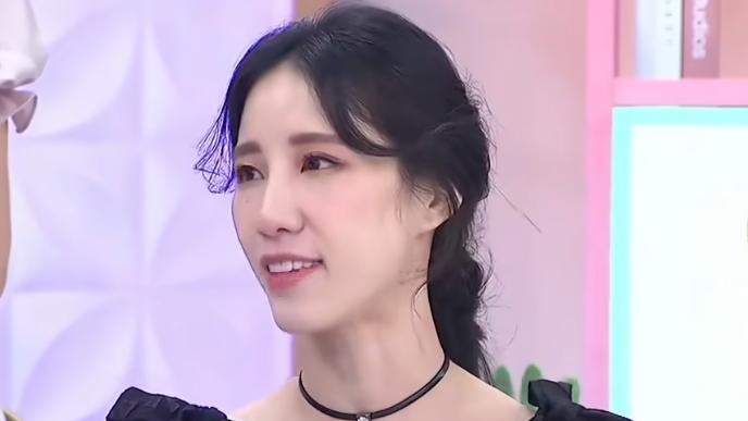 瑶瑶|翻版具俊晔：女星瑶瑶控诉韩国男友吃软饭，小S面露尴尬