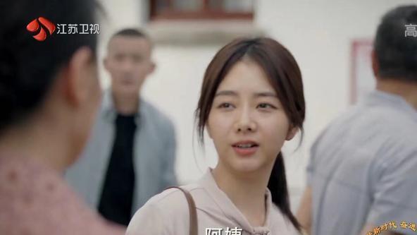 李心遥|我们这十年：谭松韵饰演的李心遥很接地气，形象质朴，台词给力