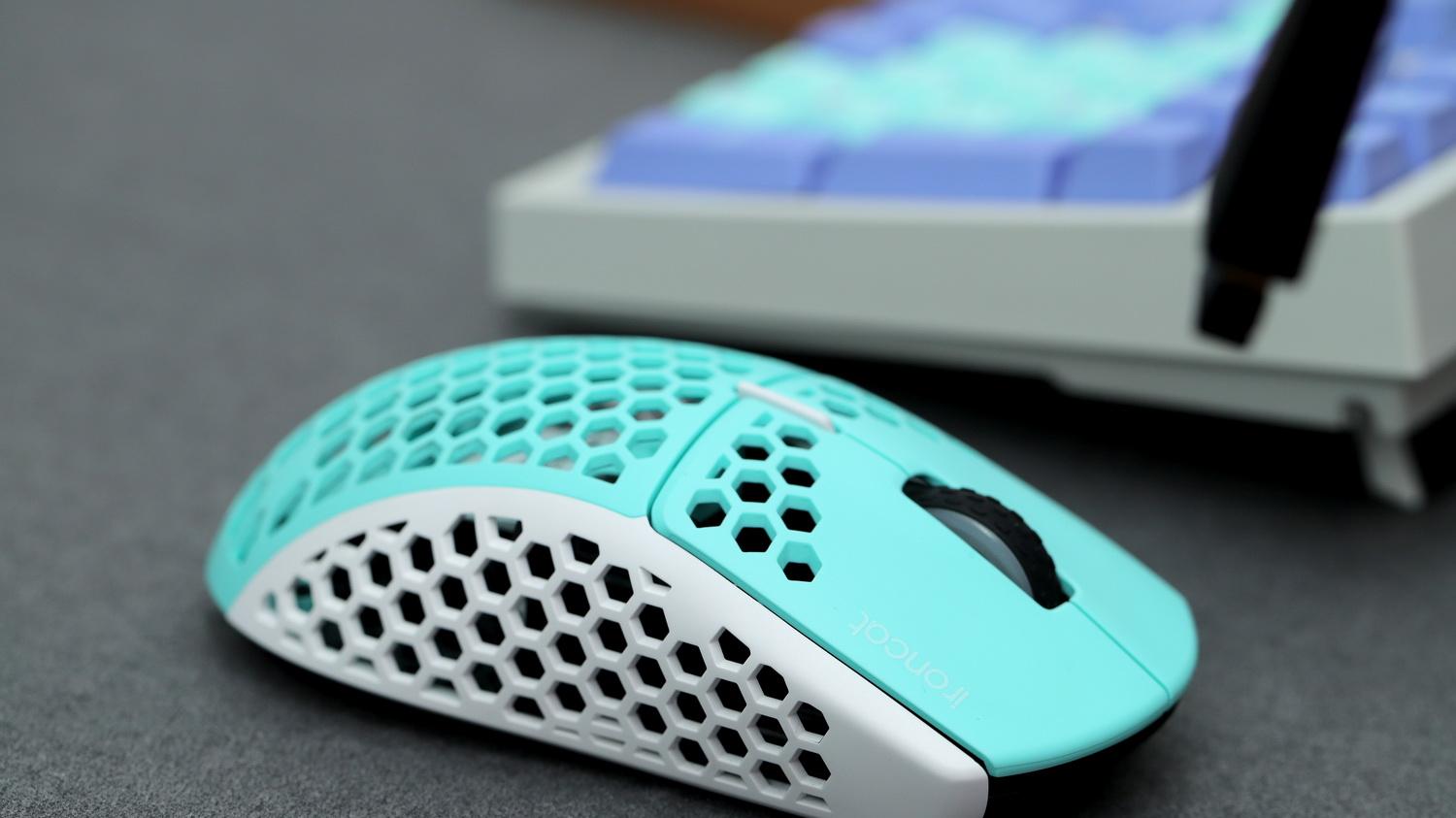 ai|一抹薄荷绿二者成眷属，评价FC980MBT荷本+GPRO铁猫