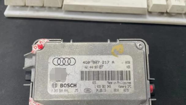 奥迪配件堪比死神镰刀 A6L的单目摄像头，更换价格10660，你敢想象吗？