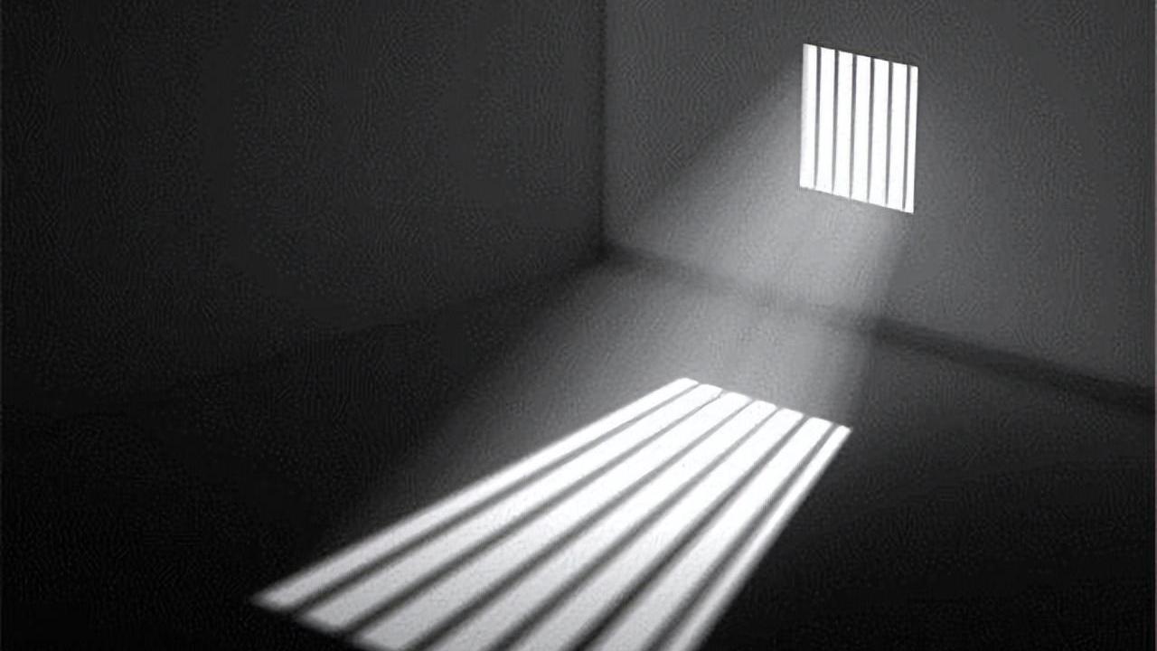 少女救人牺牲，20年后获救者被判死刑！