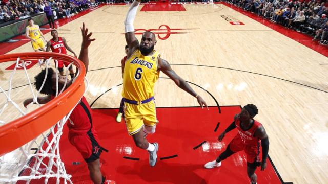 湖人队|NBA官宣重要消息！湖人两个交易方案出炉，哪些帮手最适合詹眉？